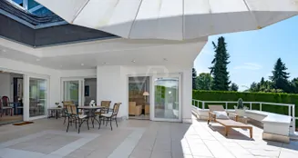 von_poll_real_estate_property_25072008_image_16