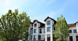 von_poll_real_estate_property_25072010_image_1