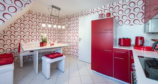 von_poll_real_estate_property_25072012_image_16