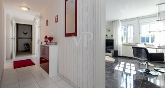von_poll_real_estate_property_25072012_image_13