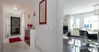 von_poll_real_estate_property_25072012_image_13