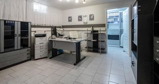 von_poll_real_estate_property_25072012_image_25