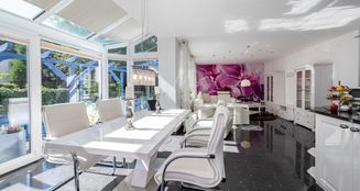 von_poll_real_estate_property_25072012_image_6
