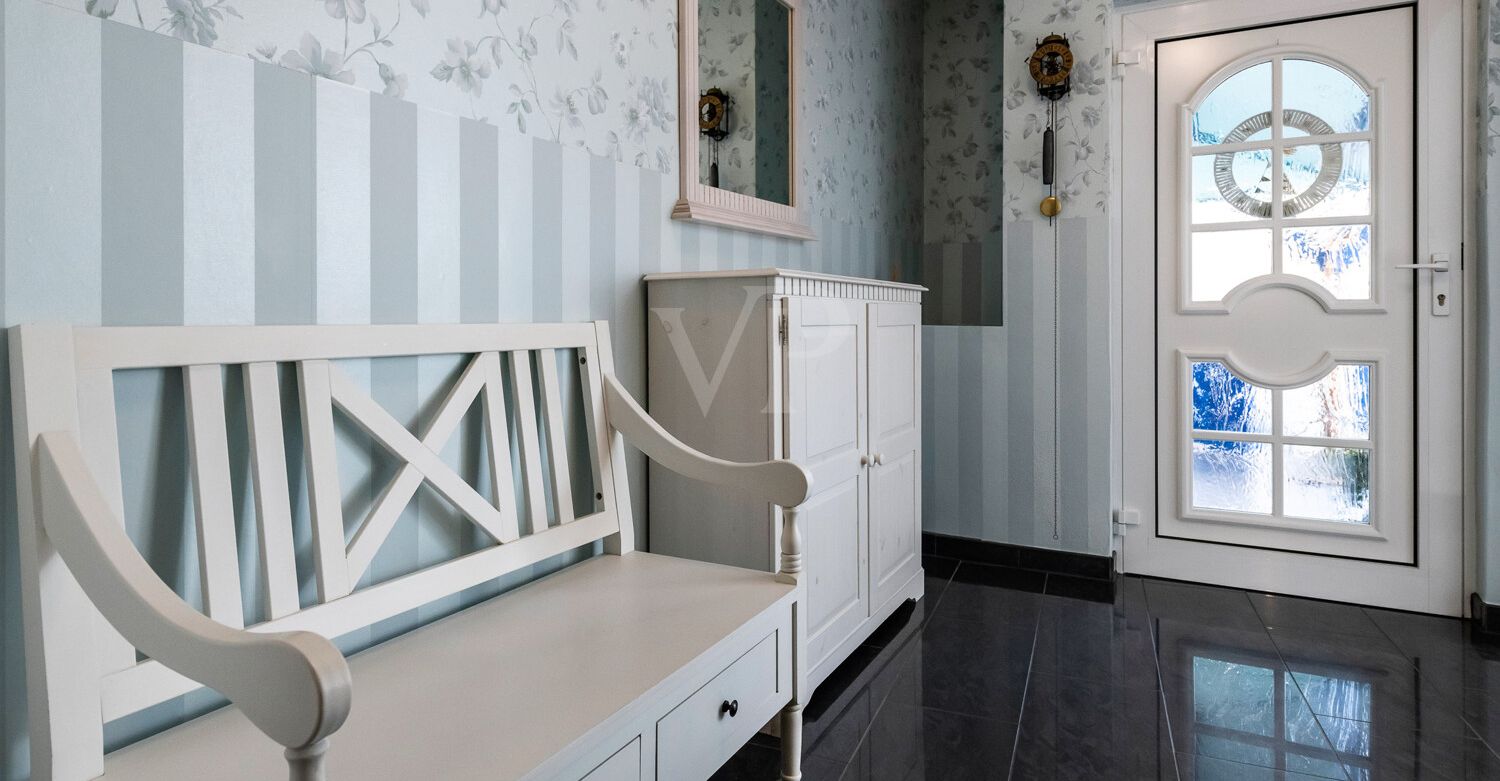Vorderer Eingang Wohnung EG