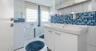 von_poll_real_estate_property_25072012_image_20