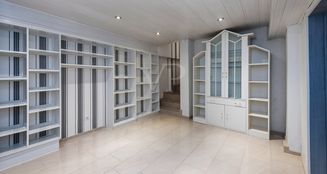 von_poll_real_estate_property_25072012_image_26