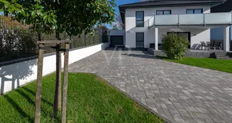 von_poll_real_estate_property_25072013_image_35