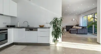 von_poll_real_estate_property_25072013_image_13