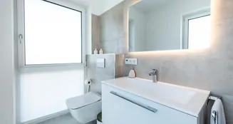 von_poll_real_estate_property_25072013_image_26