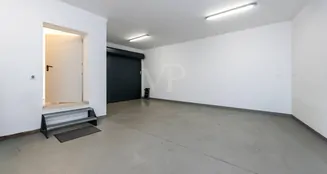 von_poll_real_estate_property_25072013_image_34