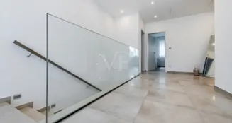 von_poll_real_estate_property_25072013_image_19