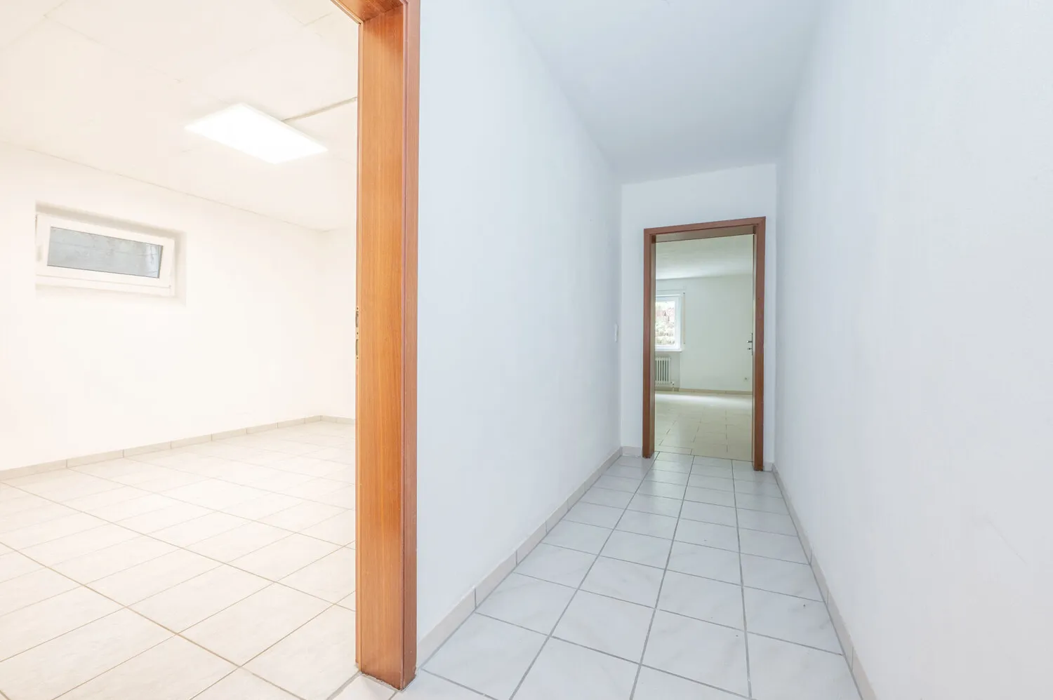 Großzügiger Bungalow mit modernisiertem Ambiente und sonnigem Garten