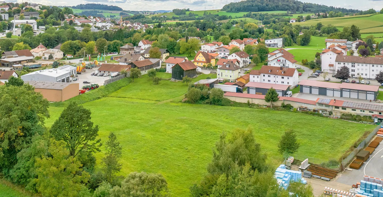 Blick über das Grundstück