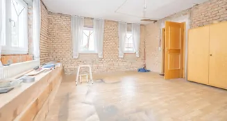 von_poll_real_estate_property_25345028_image_25