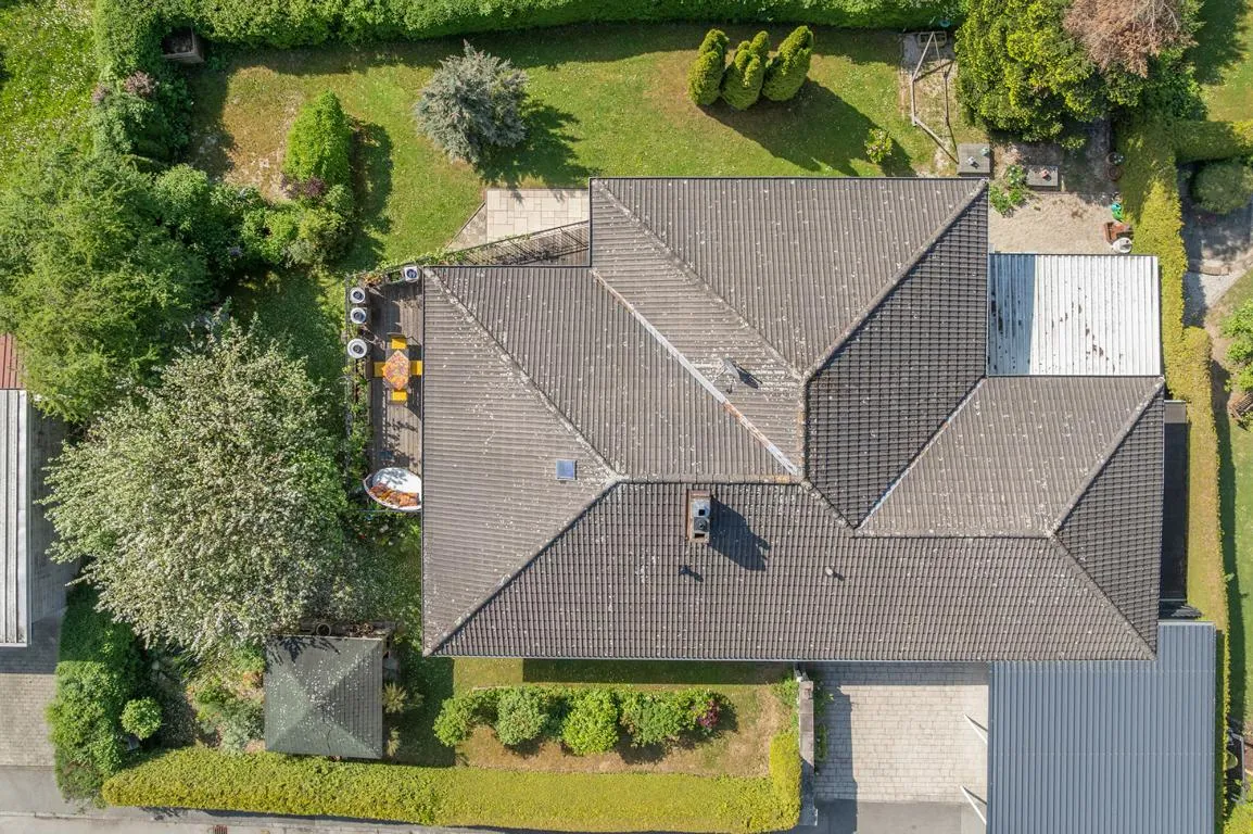Kernsaniertes Traumhaus mit Wintergärten & Aussichtslage