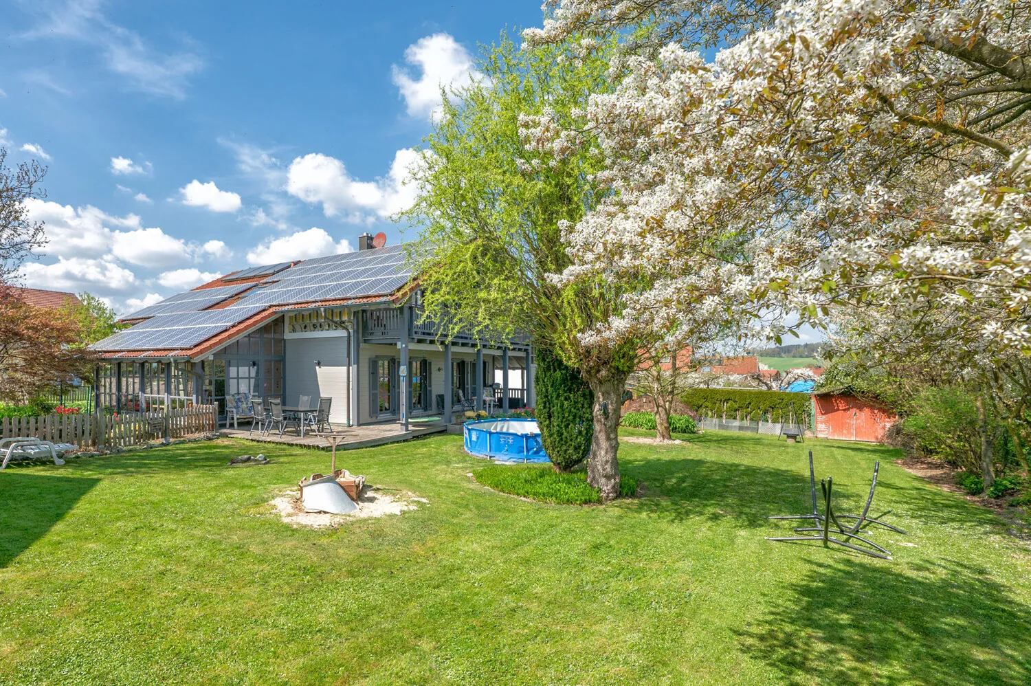 Maison Sonneitner en bois de haute qualité - maison individuelle avec studio indépendant et grand terrain