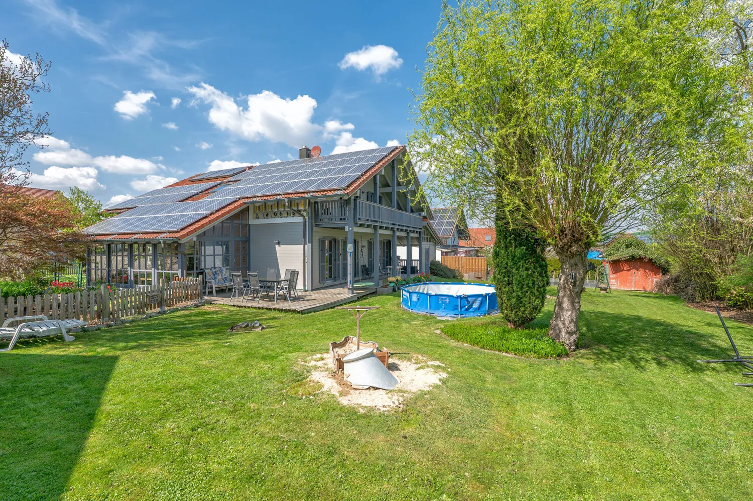 Maison Sonneitner en bois de haute qualité - maison individuelle avec studio indépendant et grand terrain