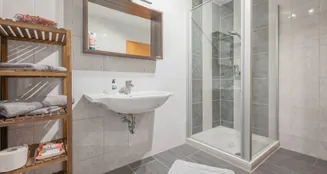 von_poll_real_estate_property_25345035_image_33