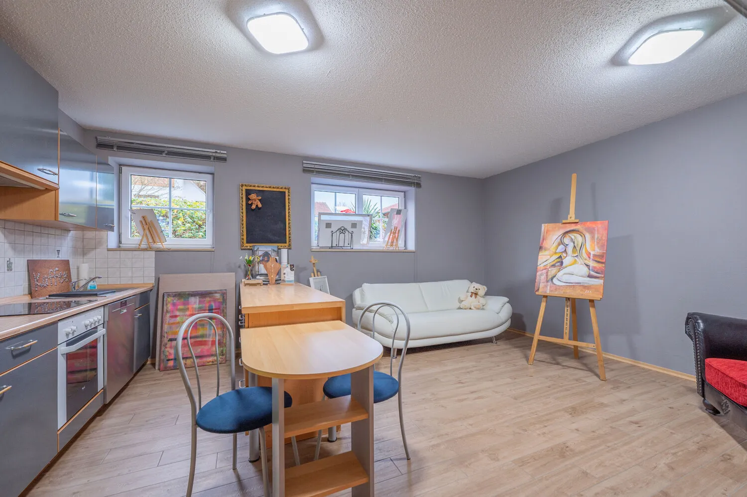 Hochwertiges Sonneitnerholzhaus - Einfamilienhaus mit Einliegerwohnung und großem Grundstück