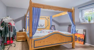 von_poll_real_estate_property_25345035_image_32