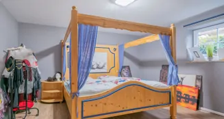 von_poll_real_estate_property_25345035_image_32