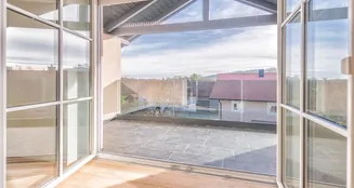 von_poll_real_estate_property_25166018DG_image_5