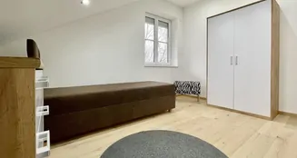 von_poll_real_estate_property_25166018DG_image_10