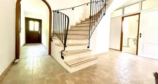 von_poll_real_estate_property_24166021_image_2