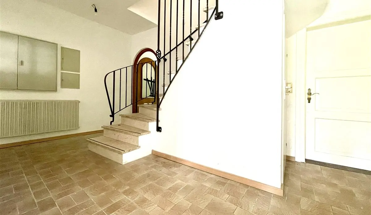 Einzigartiges Einfamilienhaus mit PV/Solarthermie und verwunschenem Garten