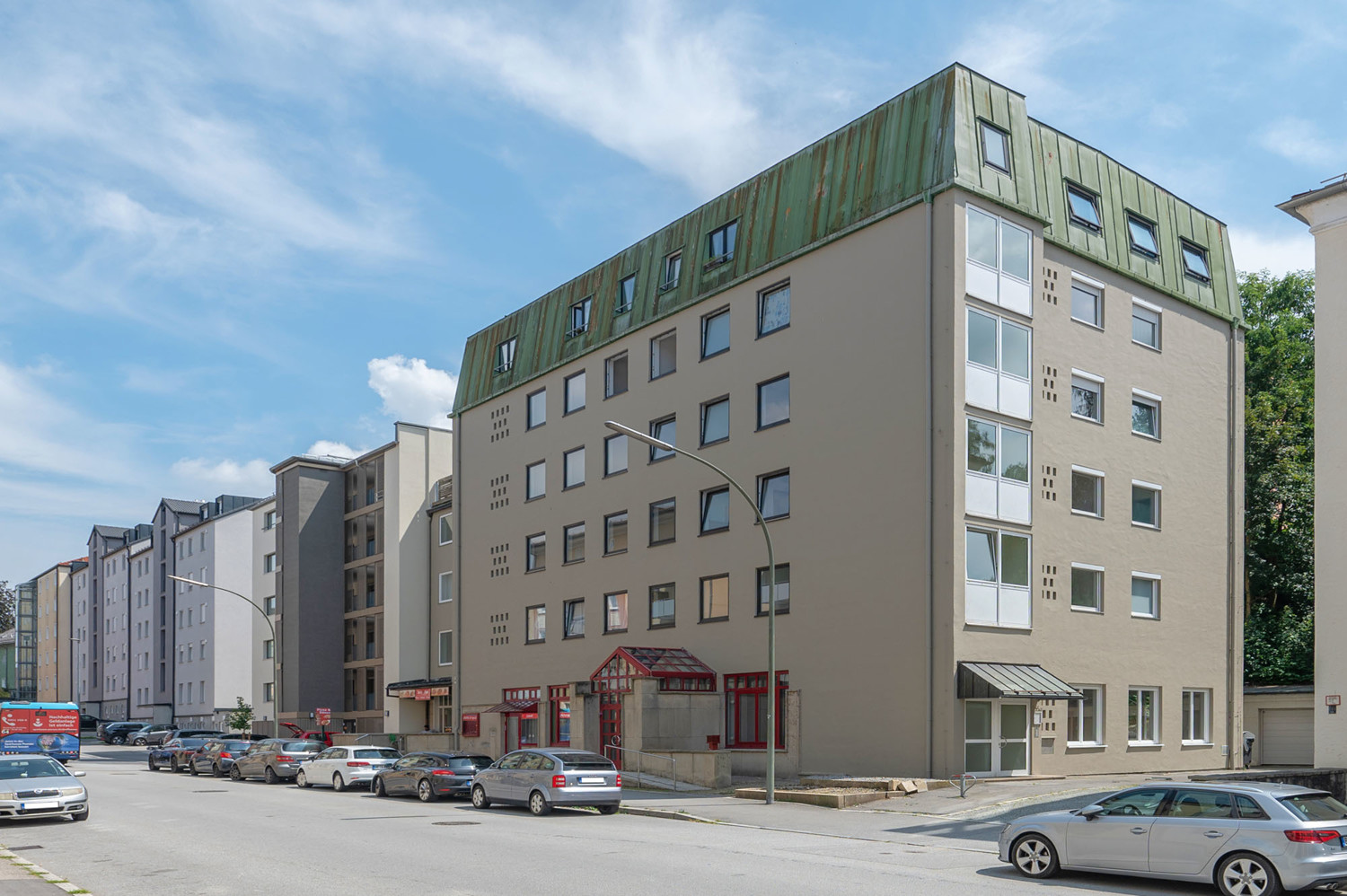 Urbanes Wohnen: Erstbezug nach Renovierung inkl. EBK mitten in Passau
