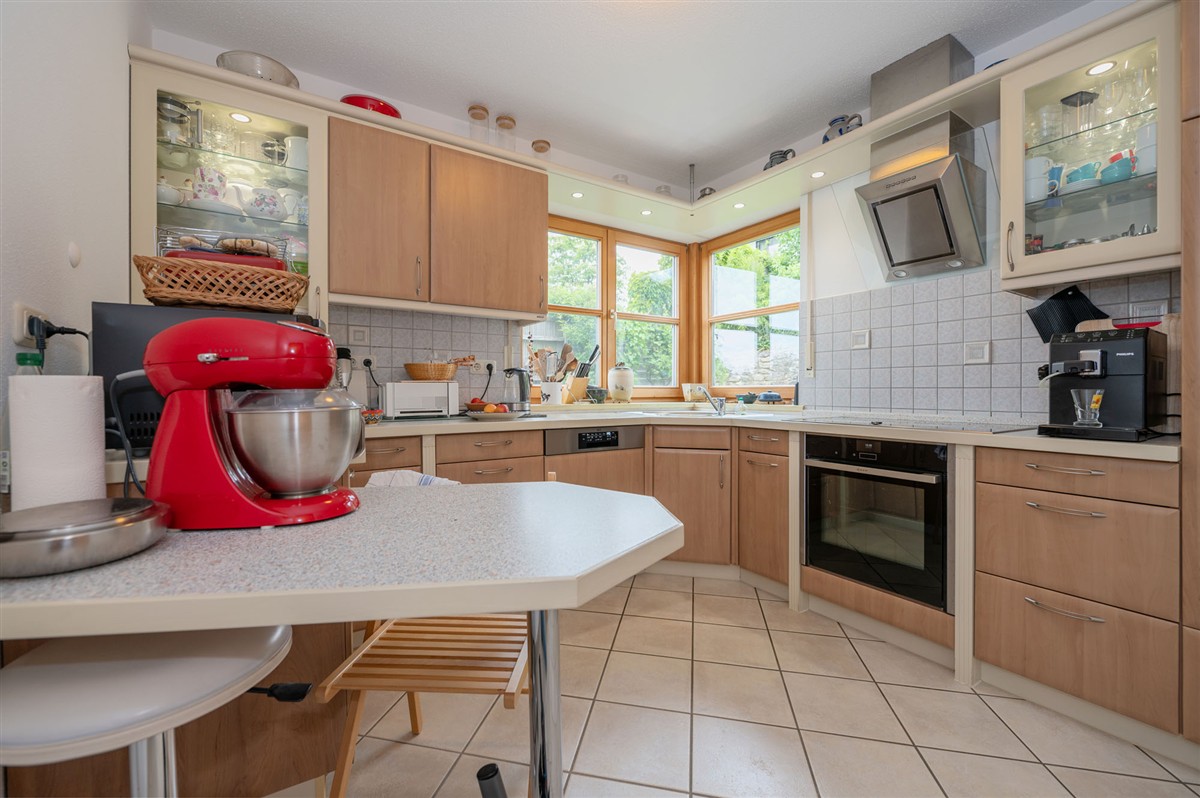 Sonniges Zuhause mit tollem Garten, Weitblick, Photovoltaik mit Speicher und Garage