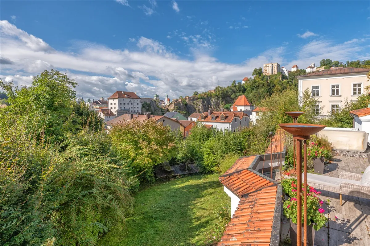 Einzigartiges Liebhaberobjekt mit spektakulärem Altstadtblick