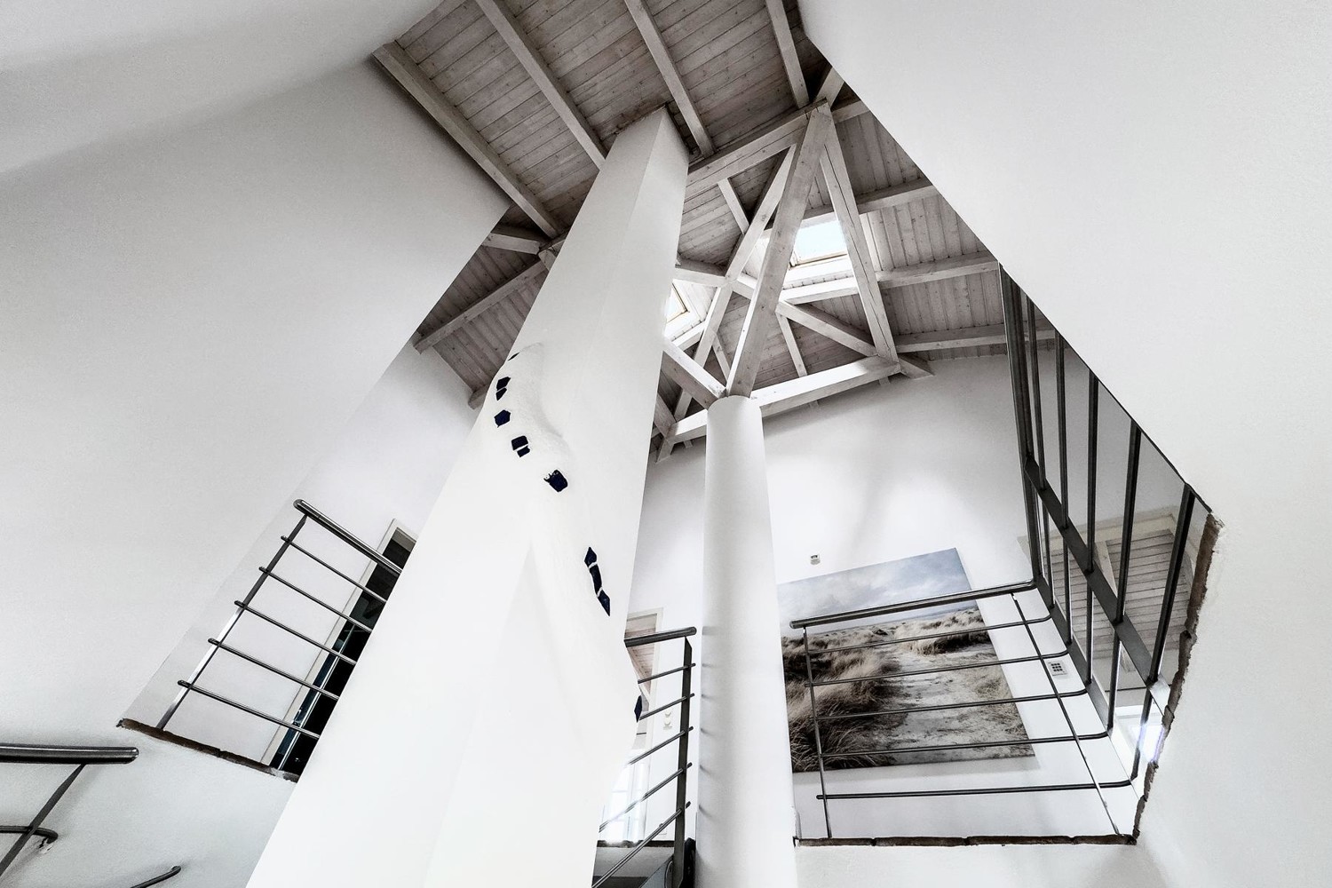 Mediterrane Traumvilla mit Außen-Pool, Fitness-Pavillon und Doppelgarage