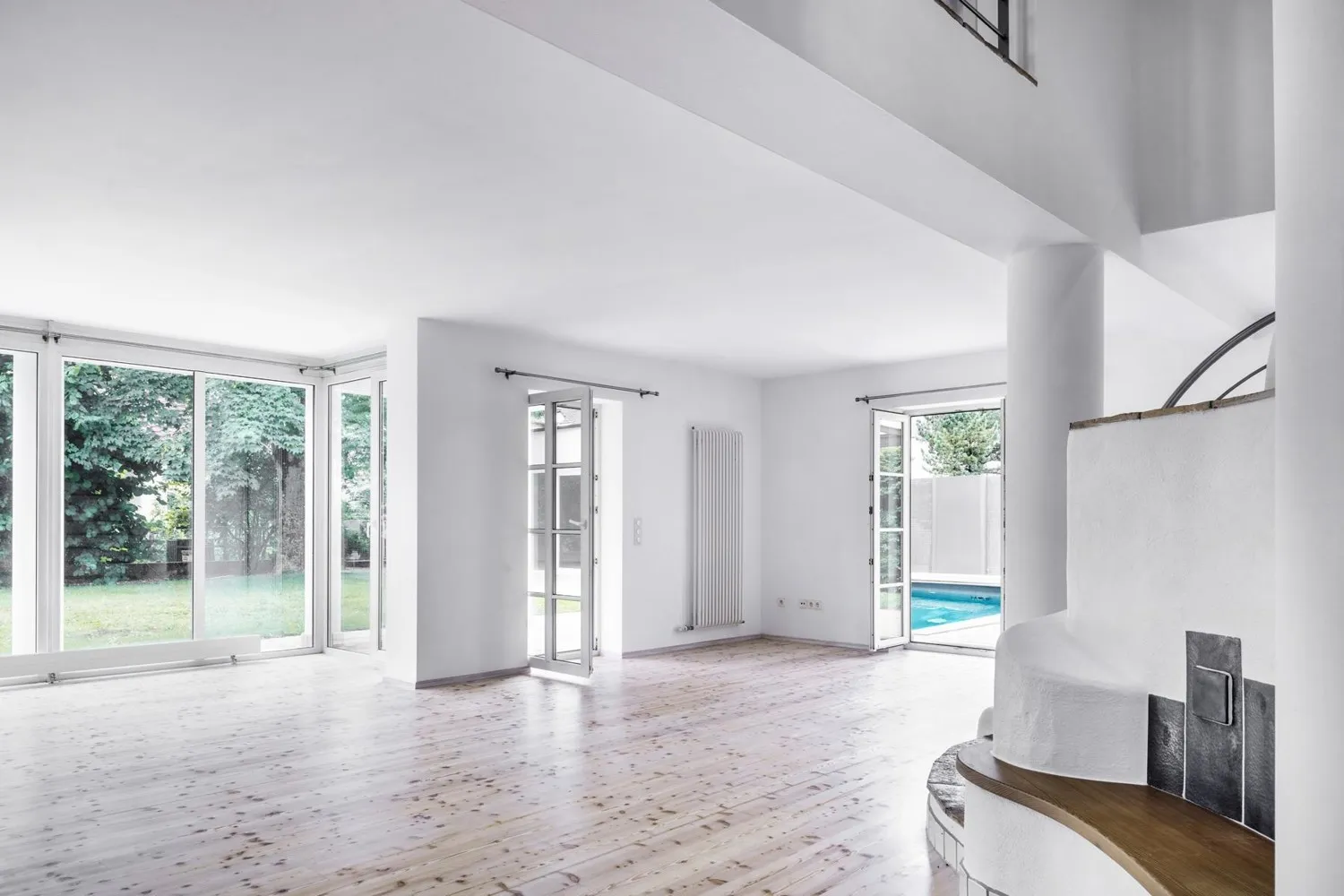 Mediterrane Traumvilla mit Außen-Pool, Fitness-Pavillon und Doppelgarage