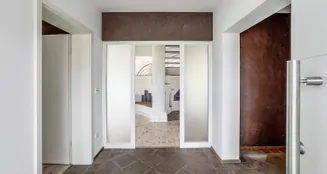 von_poll_real_estate_property_25166030_image_3