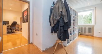 von_poll_real_estate_property_25345027_image_42