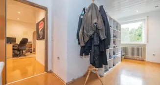 von_poll_real_estate_property_25345027_image_41