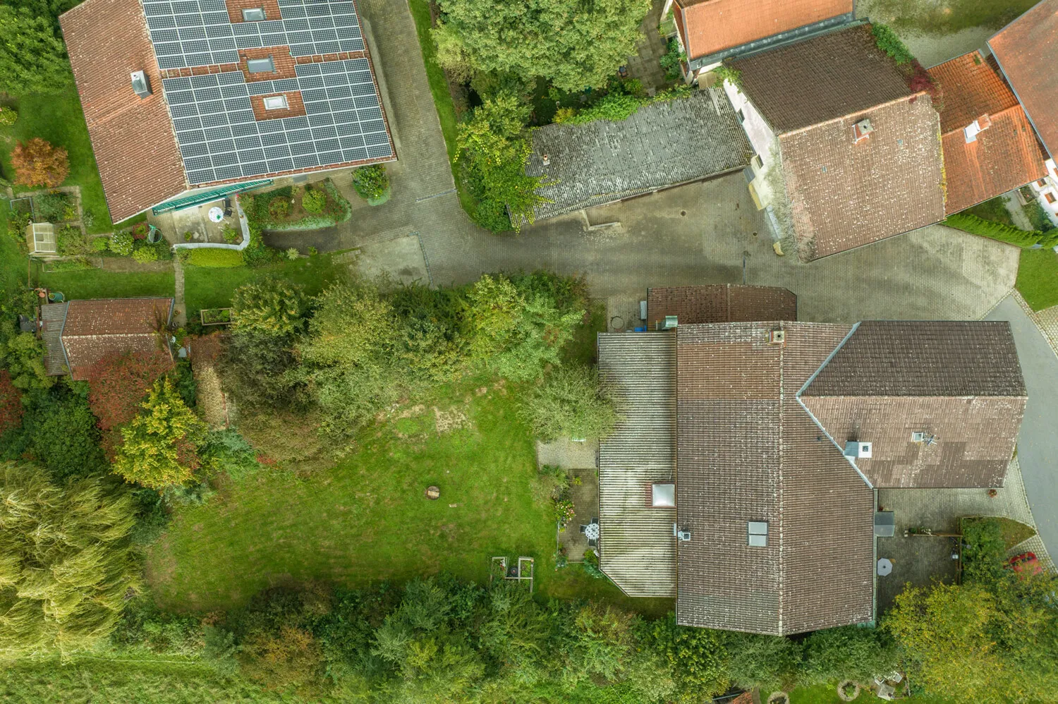 Mehrfamilienhaus mit 4 Wohnungen erweiterbar auf 8 Wohnungen