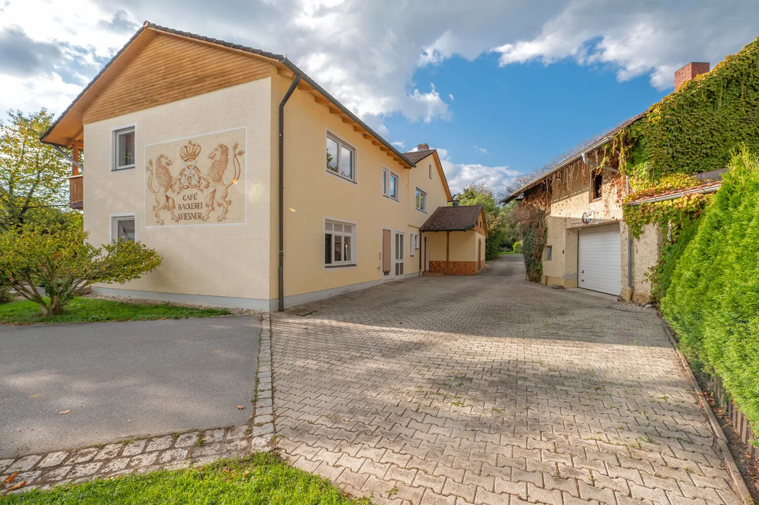 Mehrfamilienhaus mit 4 Wohnungen erweiterbar auf 8 Wohnungen