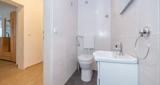 von_poll_real_estate_property_25345027_image_48