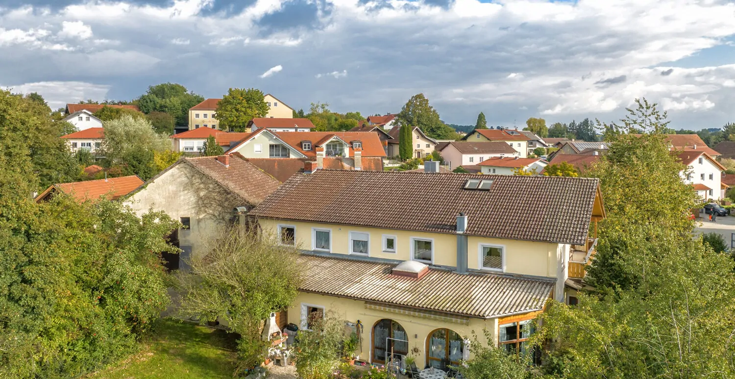 Mehrfamilienhaus mit 4 Wohnungen erweiterbar auf 8 Wohnungen