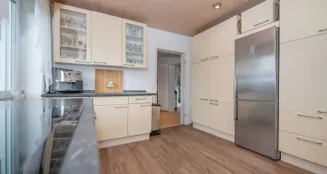 von_poll_real_estate_property_25345027_image_32