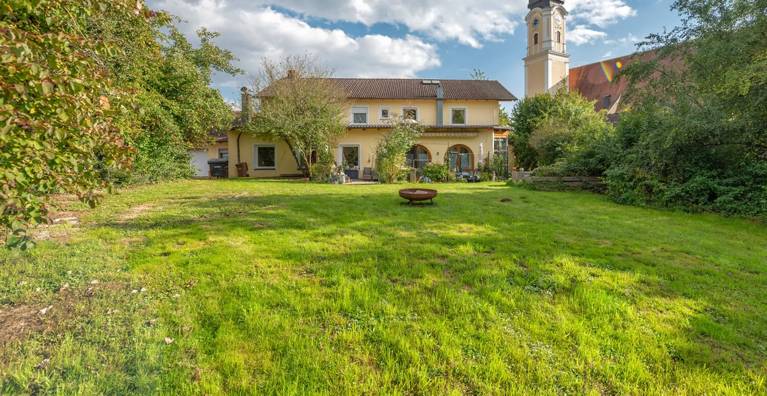 Mehrfamilienhaus mit 4 Wohnungen erweiterbar auf 8 Wohnungen