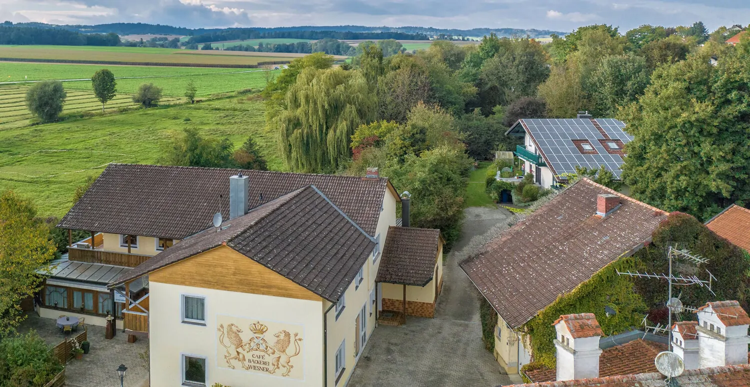 Mehrfamilienhaus mit 4 Wohnungen erweiterbar auf 8 Wohnungen