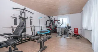 von_poll_real_estate_property_25345027_image_45