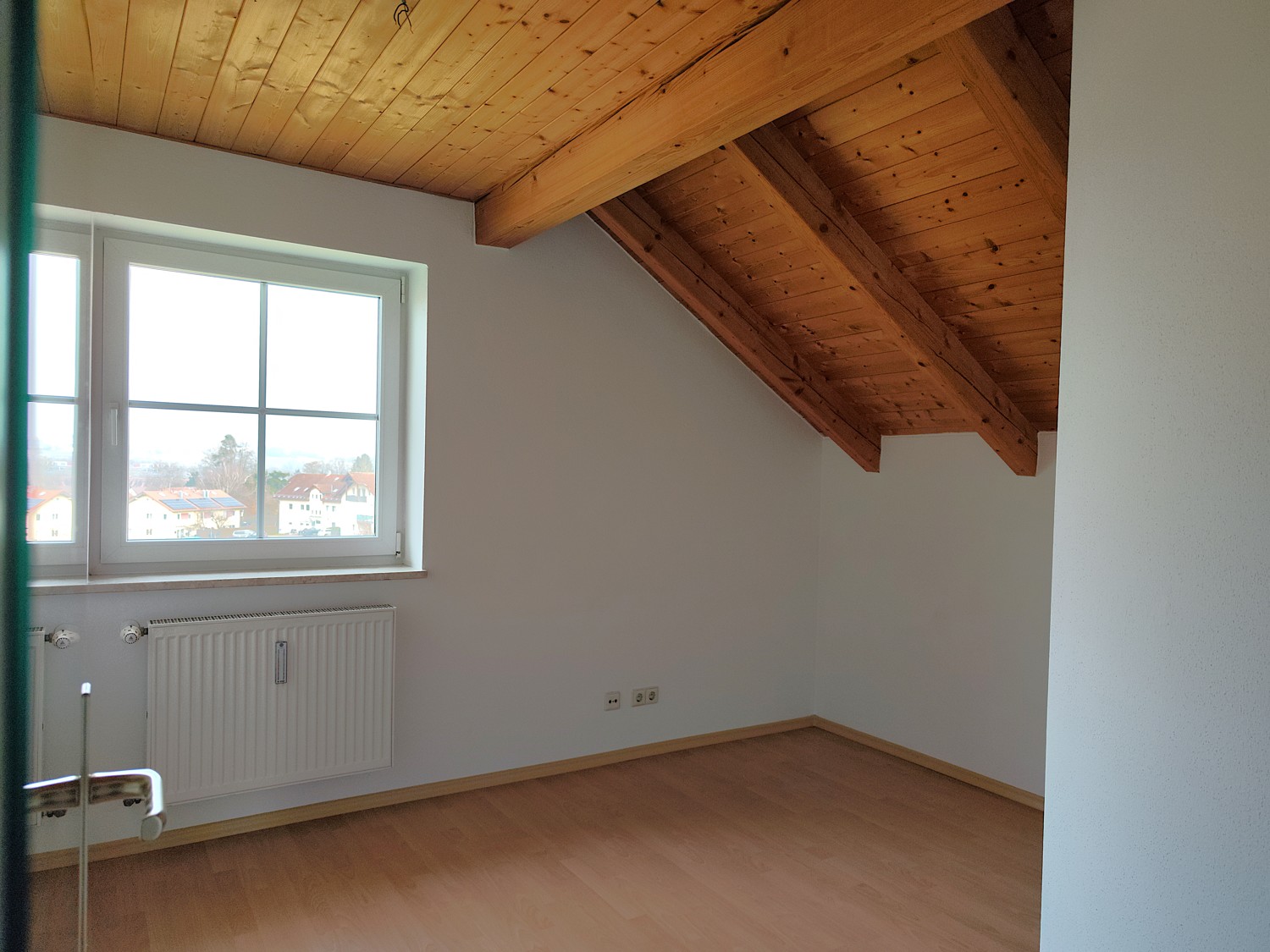 Gepflegte Dachgeschoßwohnung mit Balkon