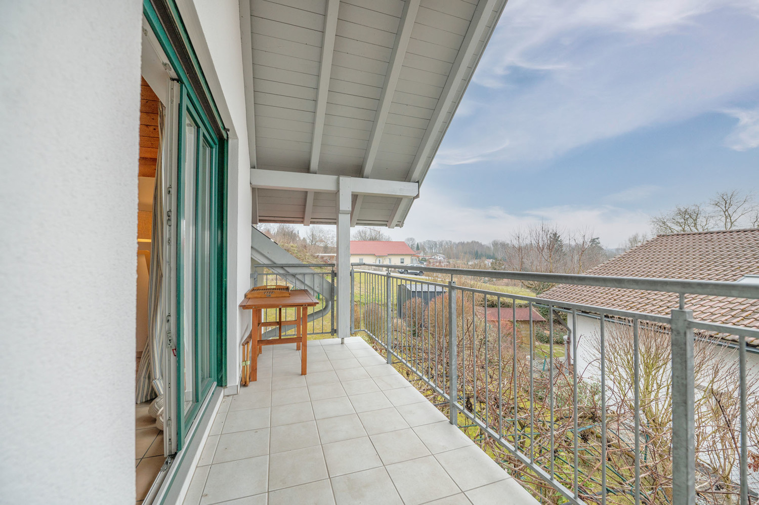 Einfamilienhaus mit Einliegerwohnung mit schönem Fernblick