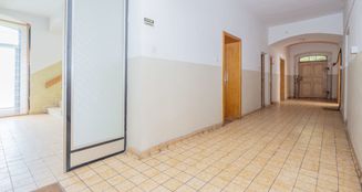 von_poll_real_estate_property_25345016_image_35