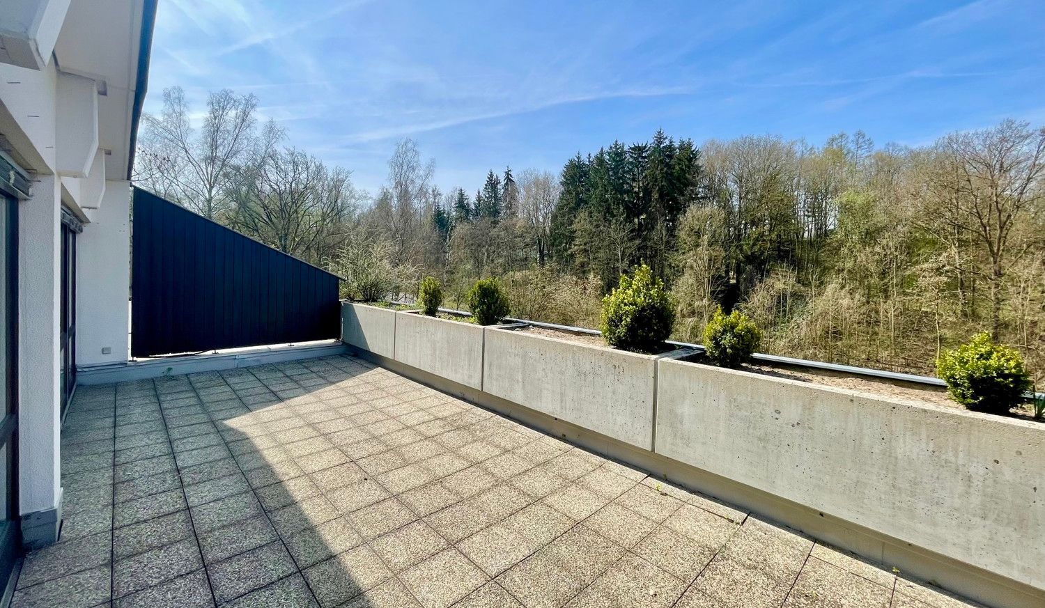 Süd/West-Terrasse