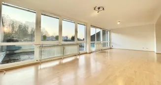 von_poll_real_estate_property_25166011_image_0